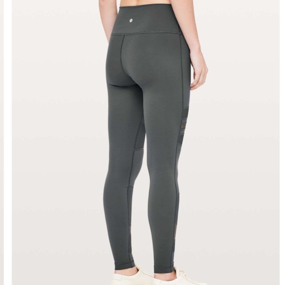 Lululemon Wunder Under Black High-Rise Tight Mix & Mesh 28" Size 10 MSRP 118.00 - Picture 11 of 14